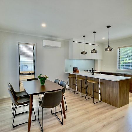 Sky Stars Brand-New Comfortable 3 & 4-Bedroom Houses Auckland Luaran gambar