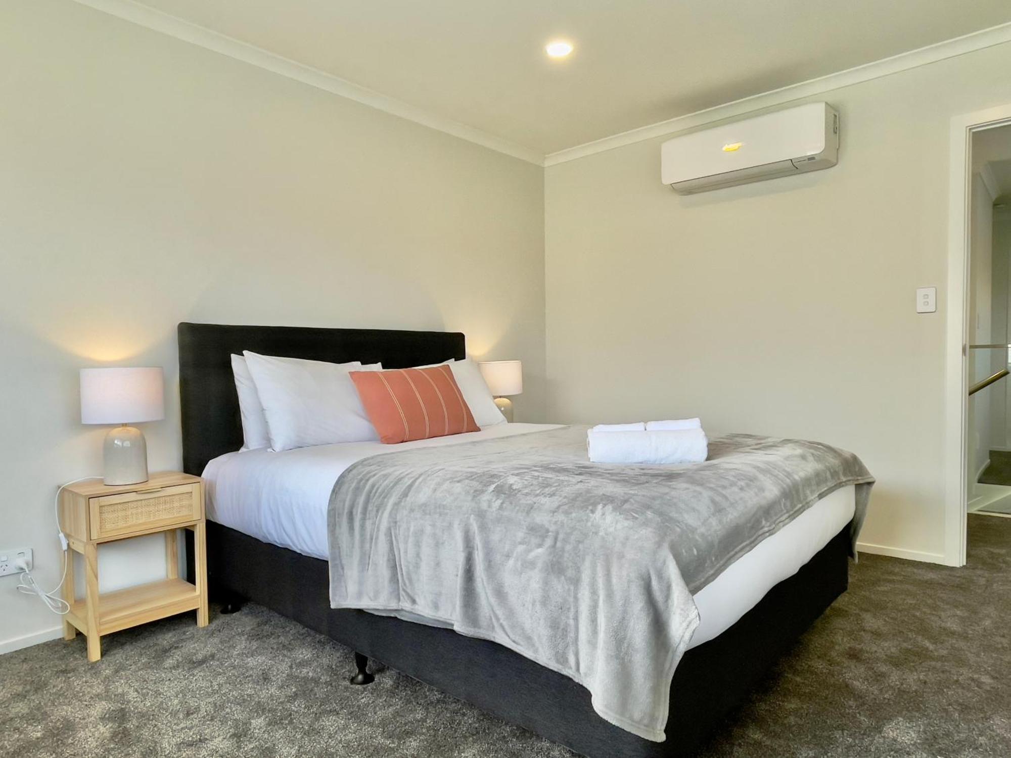 Sky Stars Brand-New Comfortable 3 & 4-Bedroom Houses Auckland Luaran gambar
